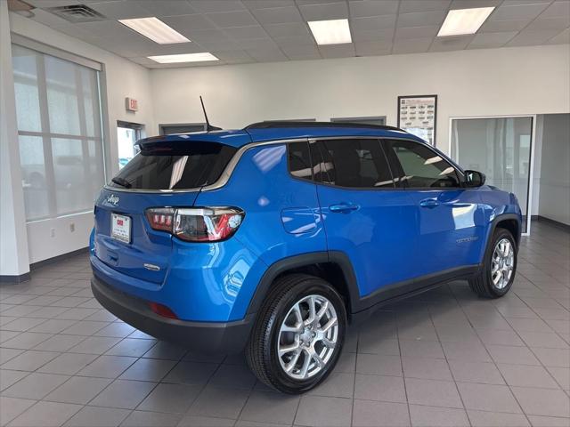 2024 Jeep Compass Latitude Lux FWD