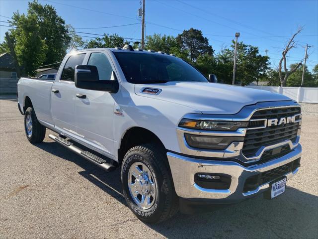 2025 RAM Ram 3500 RAM 3500 TRADESMAN CREW CAB 4X4 8 BOX 2025 RAM Ram 3500 RAM 3500 TRADESMAN CREW CAB 4X4 8 BOX