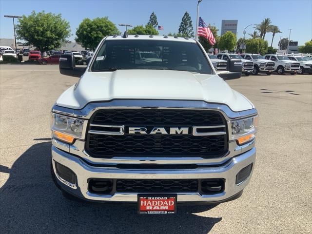 2024 RAM Ram 3500 Chassis Cab RAM 3500 TRADESMAN CHASSIS REGULAR CAB 4X4 84 CA