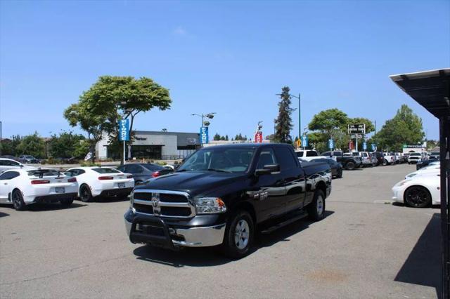 2019 Ram 1500 Classic SLT Crew Cab 4x4 6'4" Box