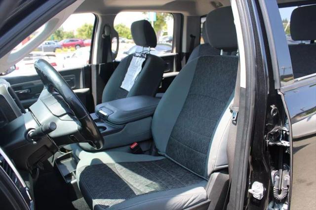 2019 Ram 1500 Classic SLT Crew Cab 4x4 6'4" Box