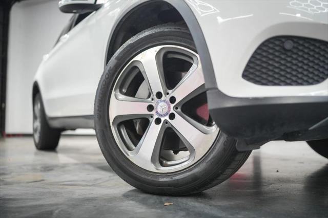 2016 Mercedes-Benz GLC 300