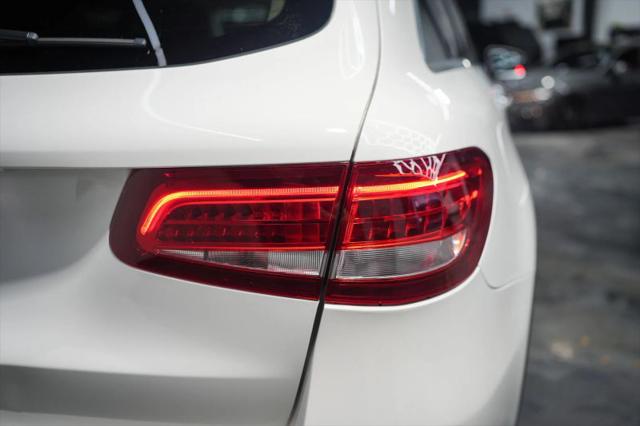 2016 Mercedes-Benz GLC 300