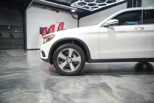 2016 Mercedes-Benz GLC 300