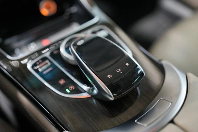 2016 Mercedes-Benz GLC 300