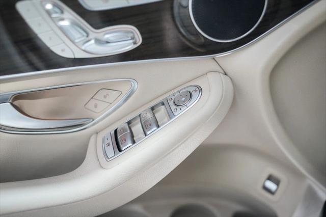 2016 Mercedes-Benz GLC 300