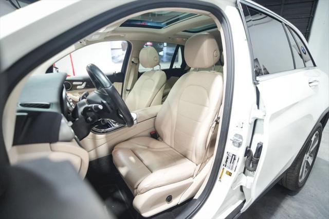 2016 Mercedes-Benz GLC 300
