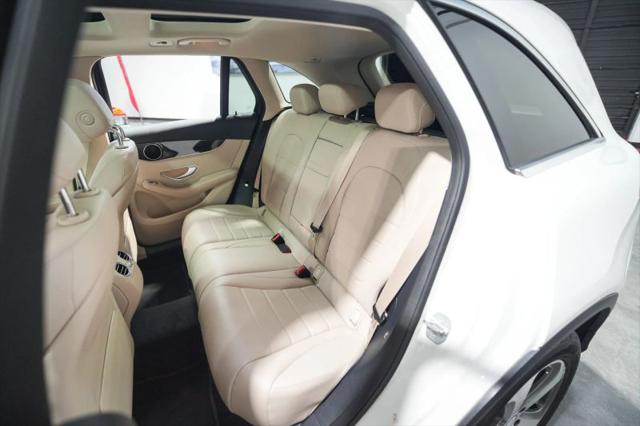 2016 Mercedes-Benz GLC 300