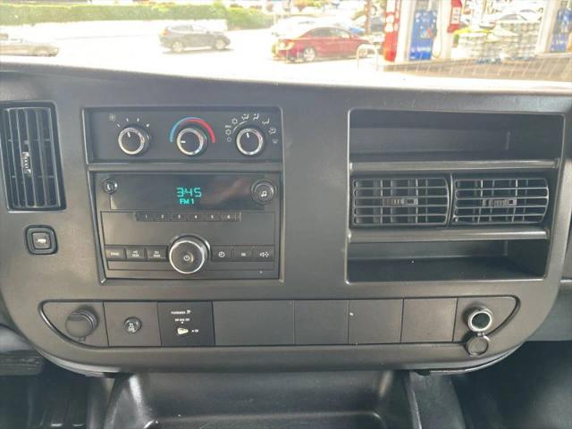 2014 GMC Savana 2500 Work Van