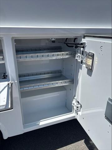 2025 Chevrolet Express Cutaway Work Van
