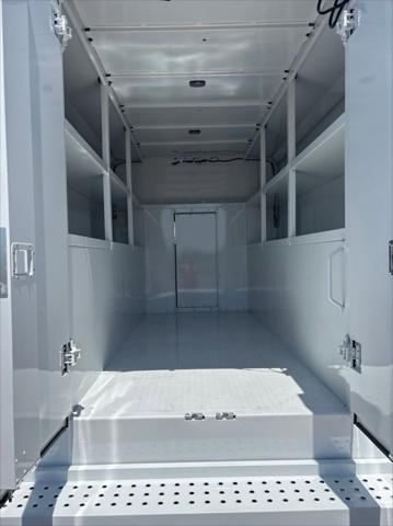 2025 Chevrolet Express Cutaway Work Van