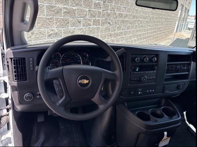 2025 Chevrolet Express Cutaway Work Van