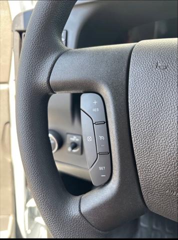 2025 Chevrolet Express Cutaway Work Van