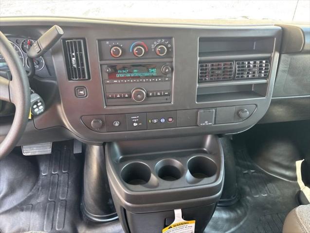 2025 Chevrolet Express Cutaway Work Van