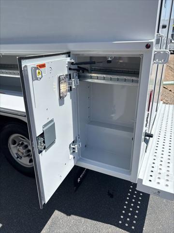 2025 Chevrolet Express Cutaway Work Van
