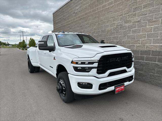 2025 RAM Ram 3500 RAM 3500 LARAMIE MEGA CAB 4X4 64 BOX