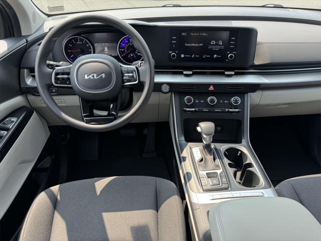2024 Kia Carnival MPV LX