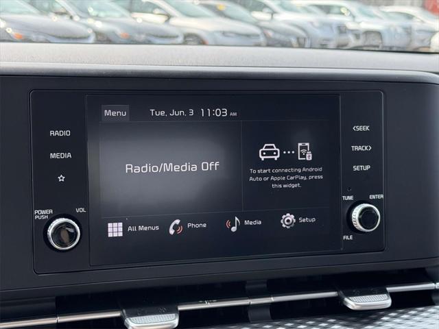 2024 Kia Carnival MPV LX