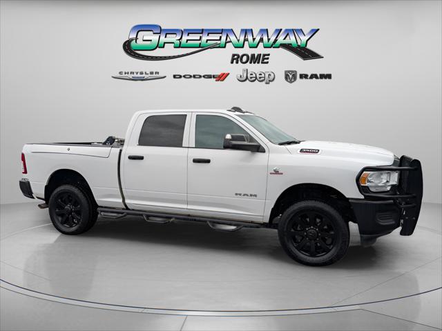 2021 RAM 3500 Tradesman Crew Cab 4x4 64 Box