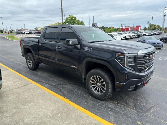 2022 GMC Sierra 1500 4WD Crew Cab Short Box AT4