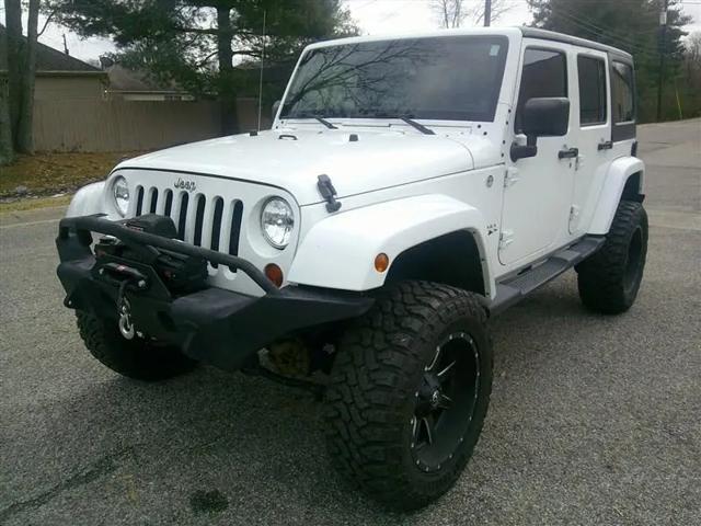 2012 Jeep Wrangler Unlimited Sahara for sale in Henderson, KY