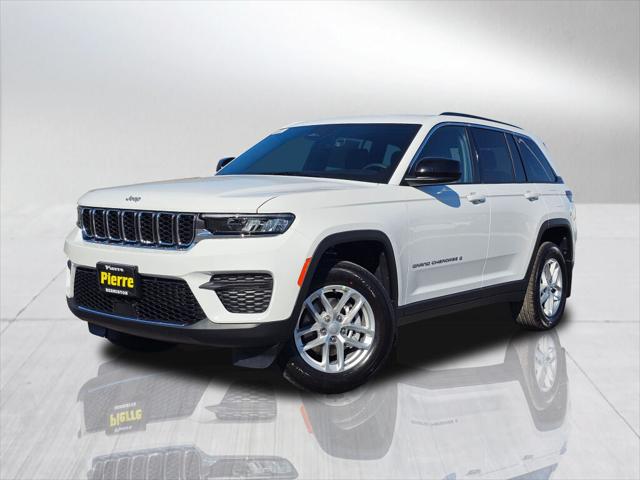 2025 Jeep Grand Cherokee GRAND CHEROKEE LAREDO X 4X4 2025 Jeep Grand Cherokee GRAND CHEROKEE LAREDO X 4X4