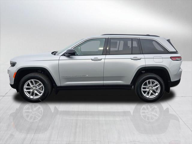 2025 Jeep Grand Cherokee GRAND CHEROKEE LAREDO X 4X4 2025 Jeep Grand Cherokee GRAND CHEROKEE LAREDO X 4X4