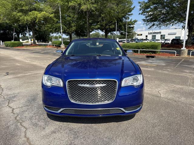 2020 Chrysler 300 Touring