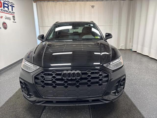 2025 Audi Q5 Premium 45 TFSI S line quattro 2025 Audi Q5 Premium 45 TFSI S line quattro