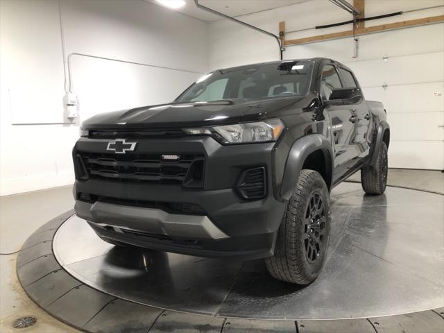 2023 Chevrolet Colorado 4WD Crew Cab Short Box Trail Boss