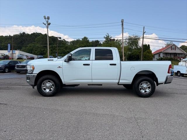 2024 RAM 3500 Tradesman Crew Cab 4x4 64 Box