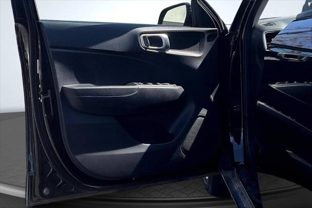 2024 Hyundai Venue SE
