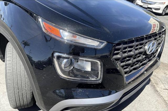 2024 Hyundai Venue SE
