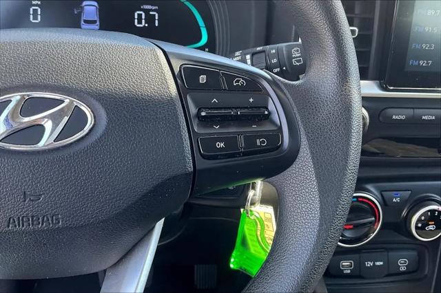 2024 Hyundai Venue SE
