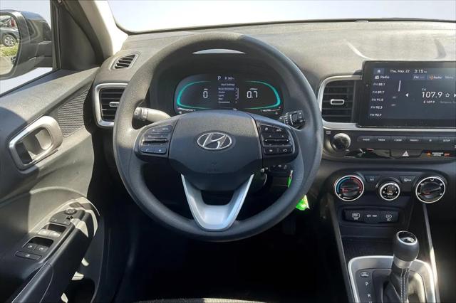 2024 Hyundai Venue SE