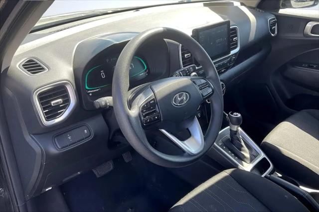 2024 Hyundai Venue SE
