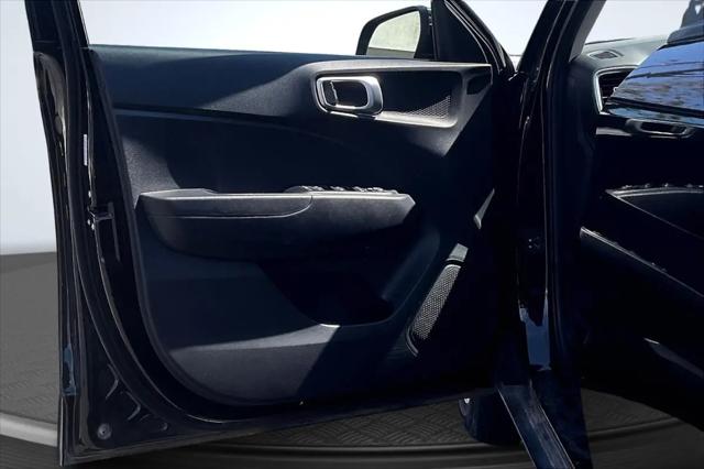 2024 Hyundai Venue SE