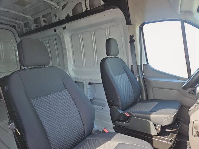 2024 Ford Transit Cargo Van Base