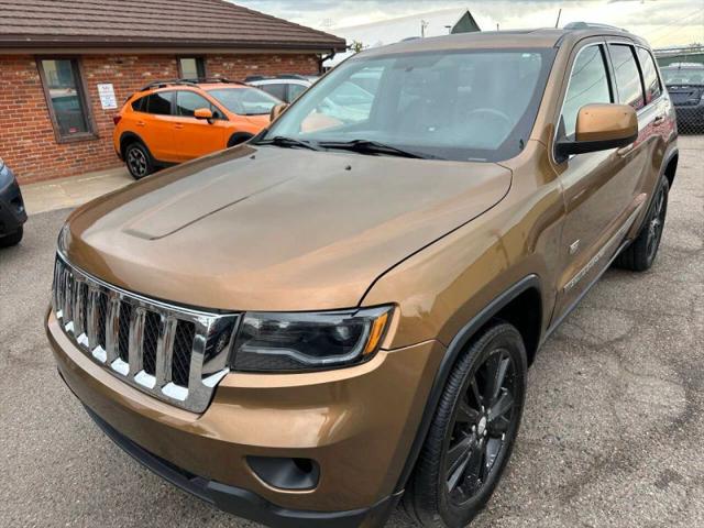 2011 Jeep Grand Cherokee Laredo for sale in Englewood, CO