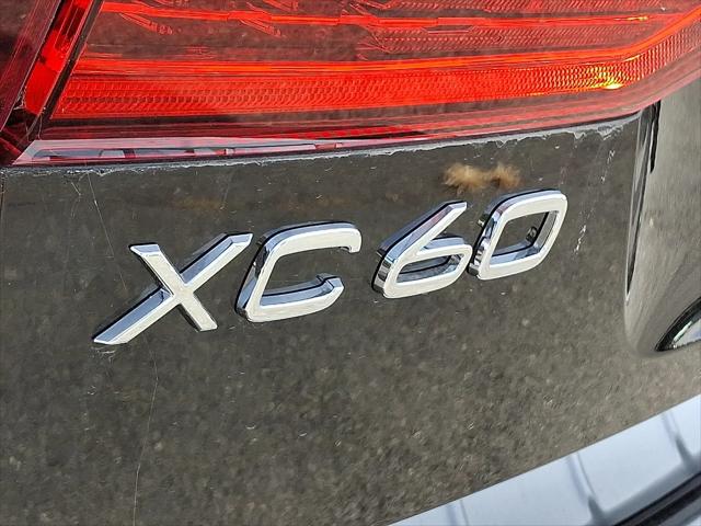 2025 Volvo XC60 Plug-In Hybrid Ultra, T8 AWD Electric/Gasoline, Dark