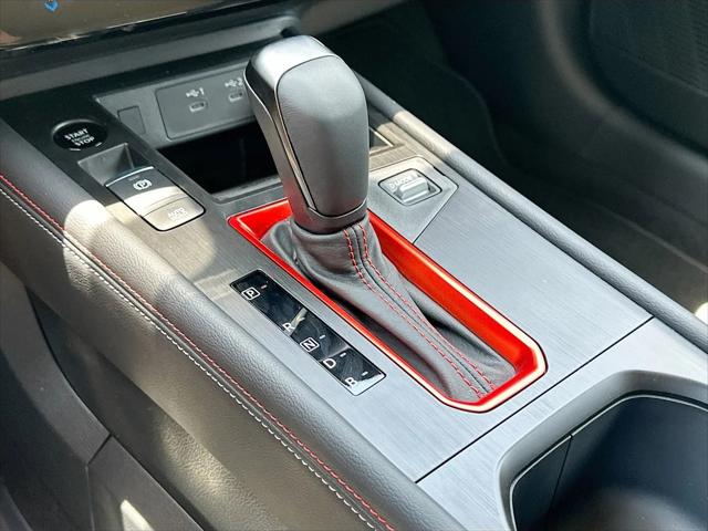 2025 Nissan Kicks SR FWD