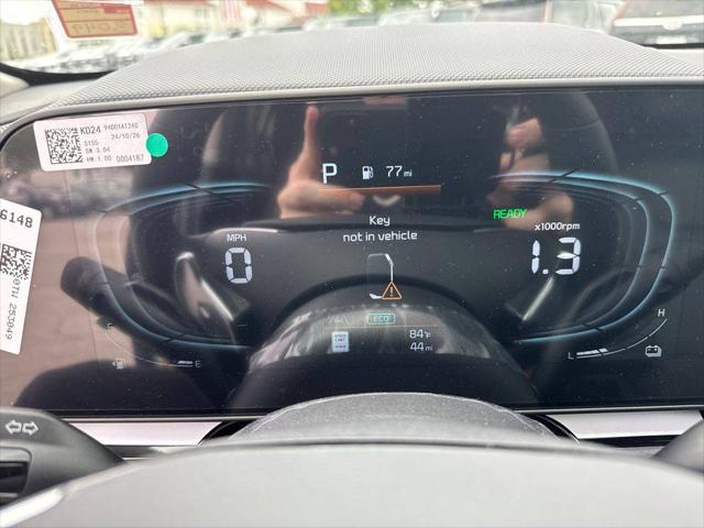 2025 Kia Niro SX Touring