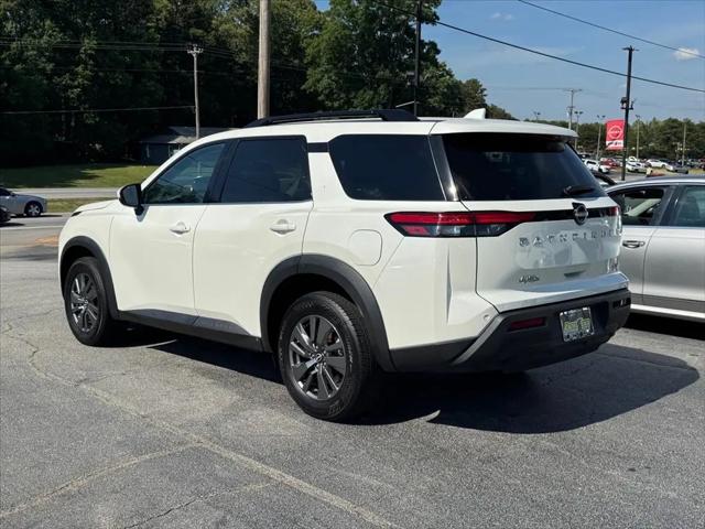 2024 Nissan Pathfinder SV FWD