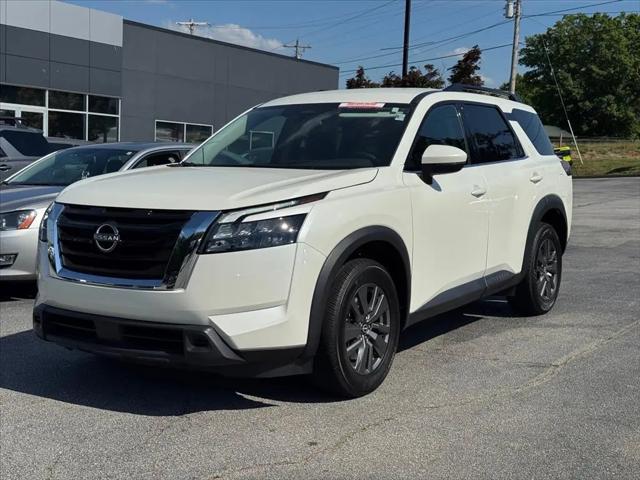 2024 Nissan Pathfinder SV FWD