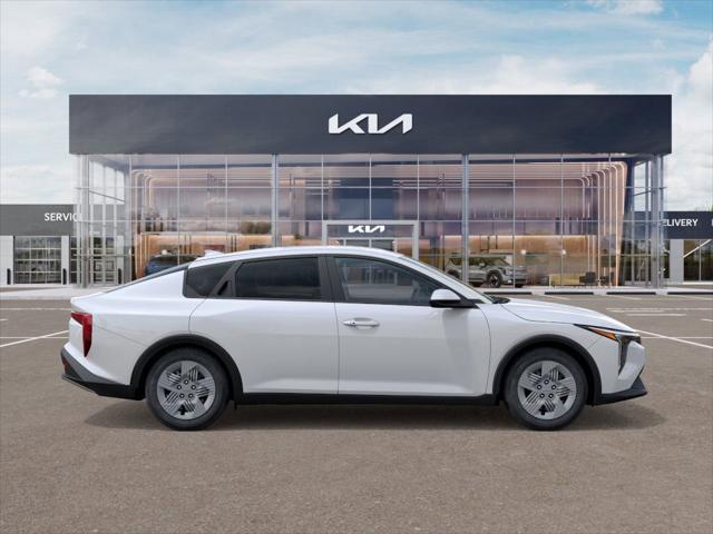 2025 Kia K4 LX