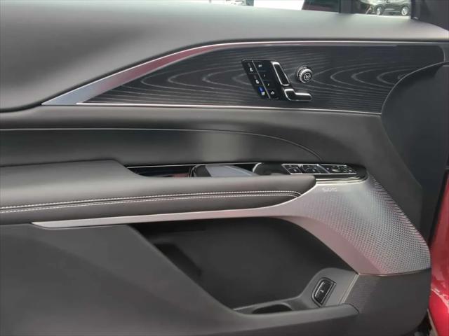 2026 Cadillac iQ V-Series w/1SV