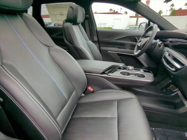 2026 Cadillac iQ V-Series w/1SV