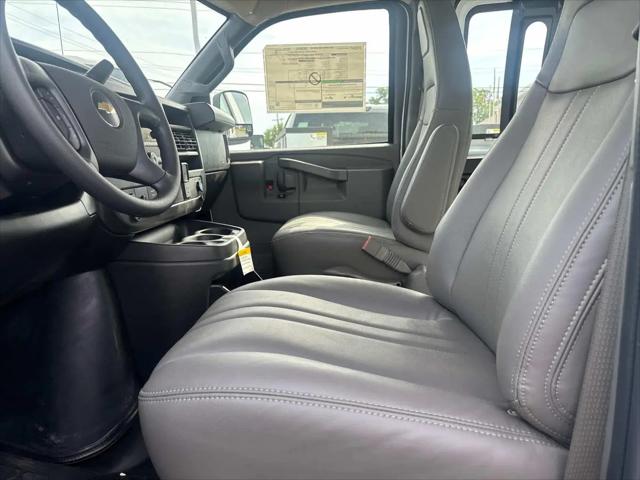 2025 Chevrolet Express Cargo Van RWD 2500 Extended Wheelbase WT