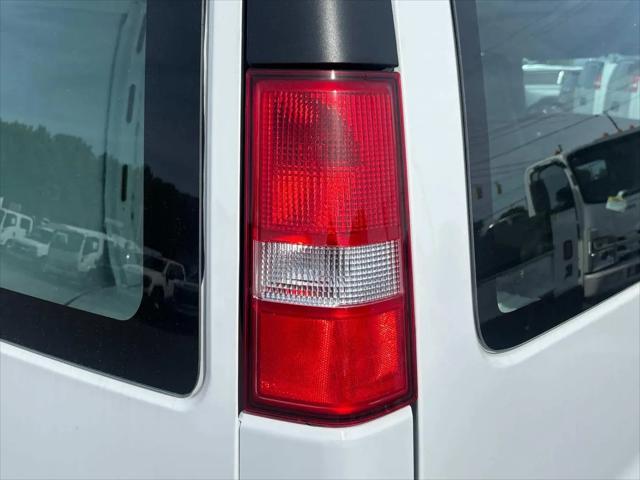 2025 Chevrolet Express Cargo Van RWD 2500 Extended Wheelbase WT
