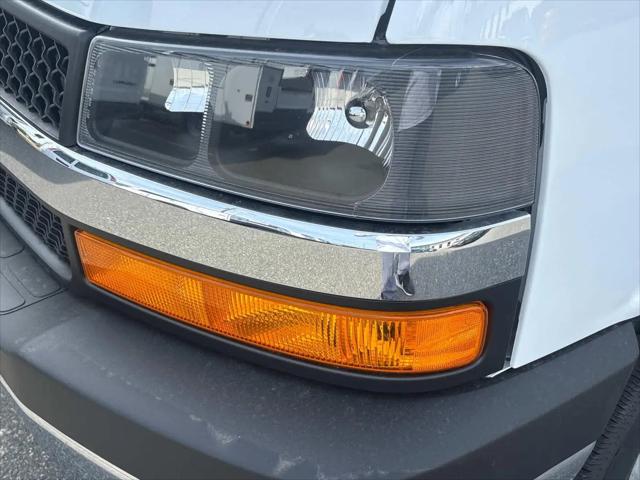 2025 Chevrolet Express Cargo Van RWD 2500 Extended Wheelbase WT